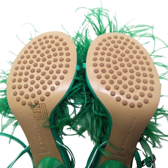 NEW Bottega Veneta Authentic Dot Green Feather Sandal Heels Size EU 38 - Picture 6 of 16
